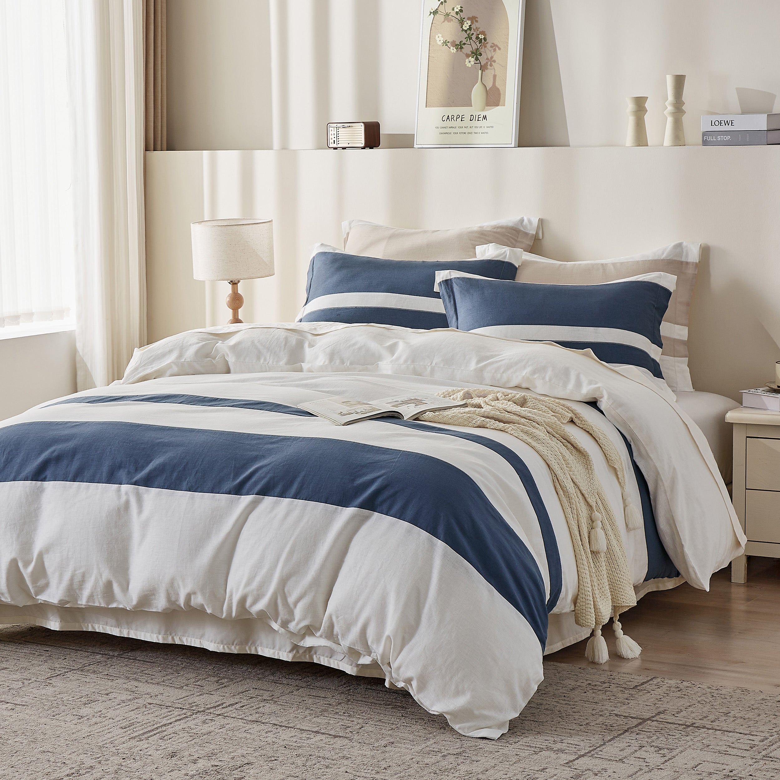 #color_white and navy