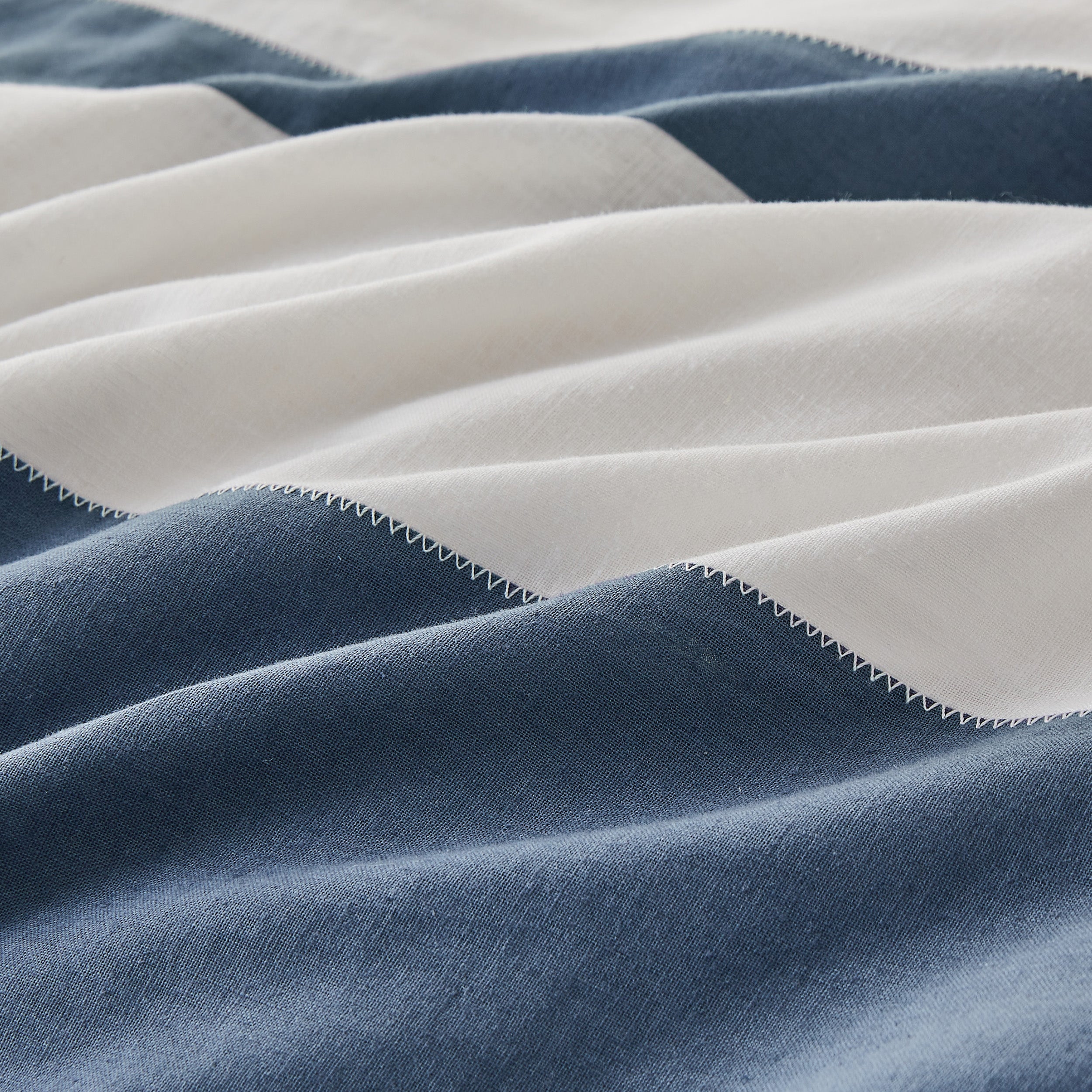 #color_white and navy