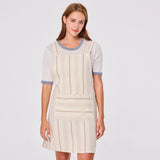 #color_white and brown stripe