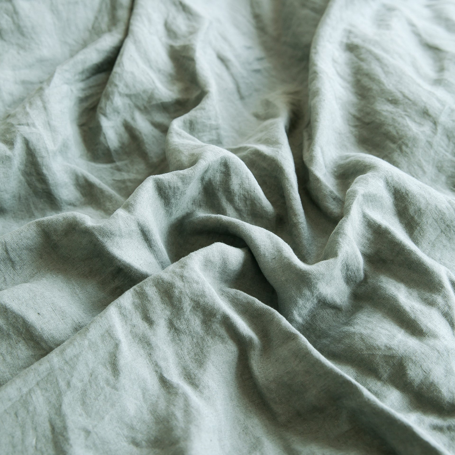 #color_Greyish Green