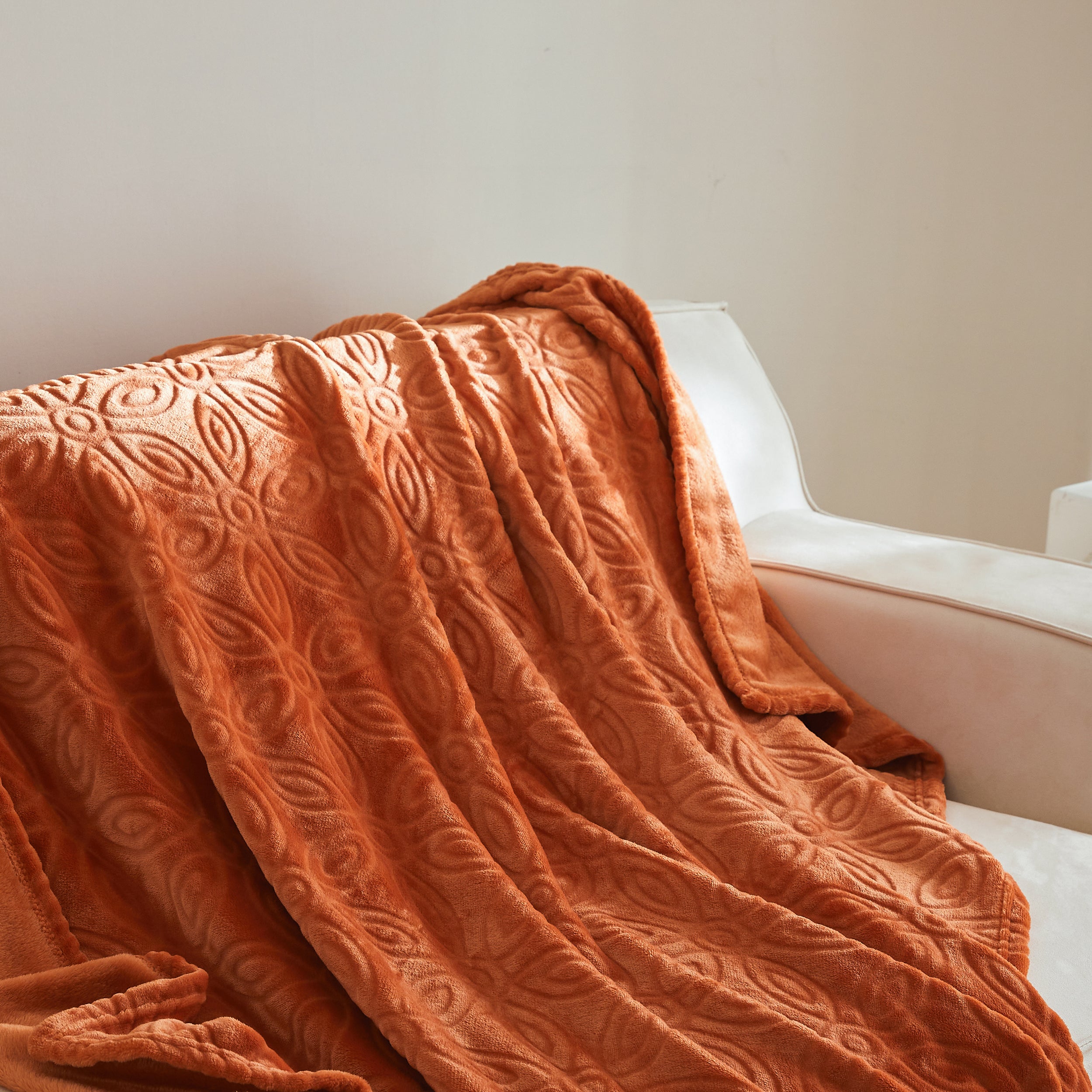 #pattern_Six-Leaf Flower,#color_Burnt Orange