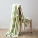 #color_Green and White