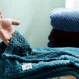 Manta de franela con estampado de lunares de jacquard