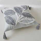 #color_tufted grey leaf