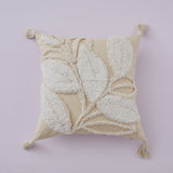 #color_tufted white leaf