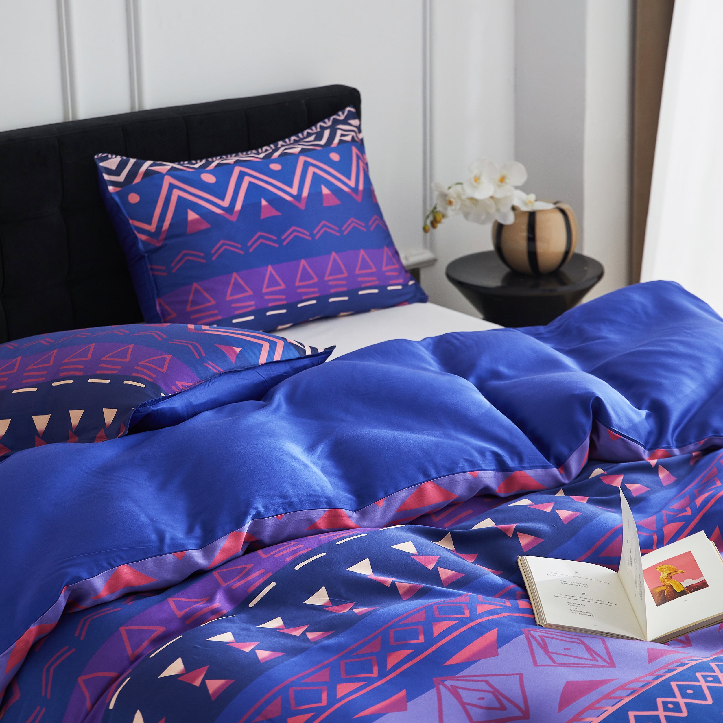 #color_Geometric Navy