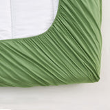 #color_khaki green