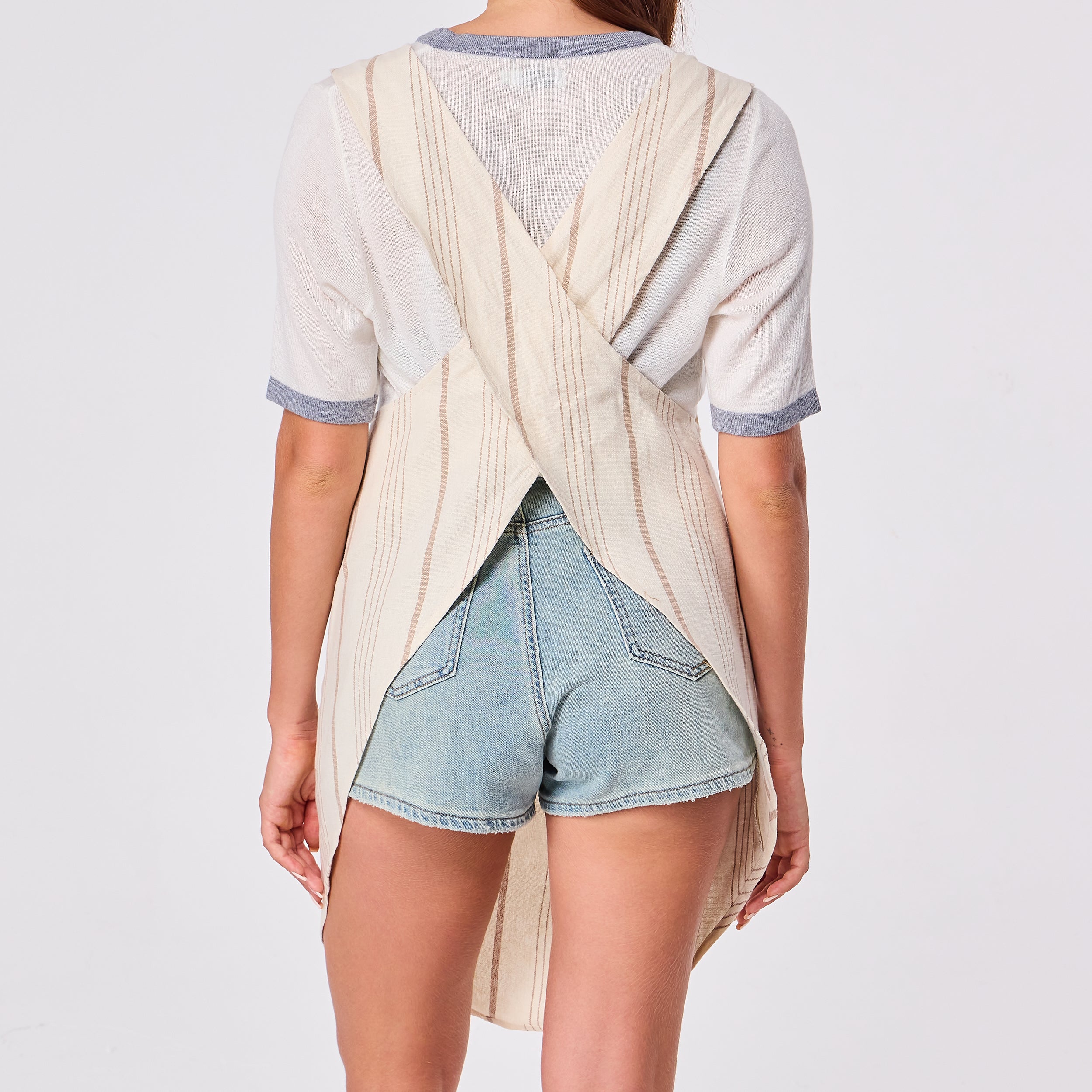 #color_white and brown stripe