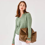 #color_greyish green