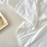 Summer Cooling Comforter - Grid Pattern