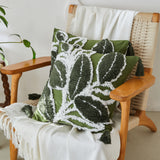 #color_tufted green leaf