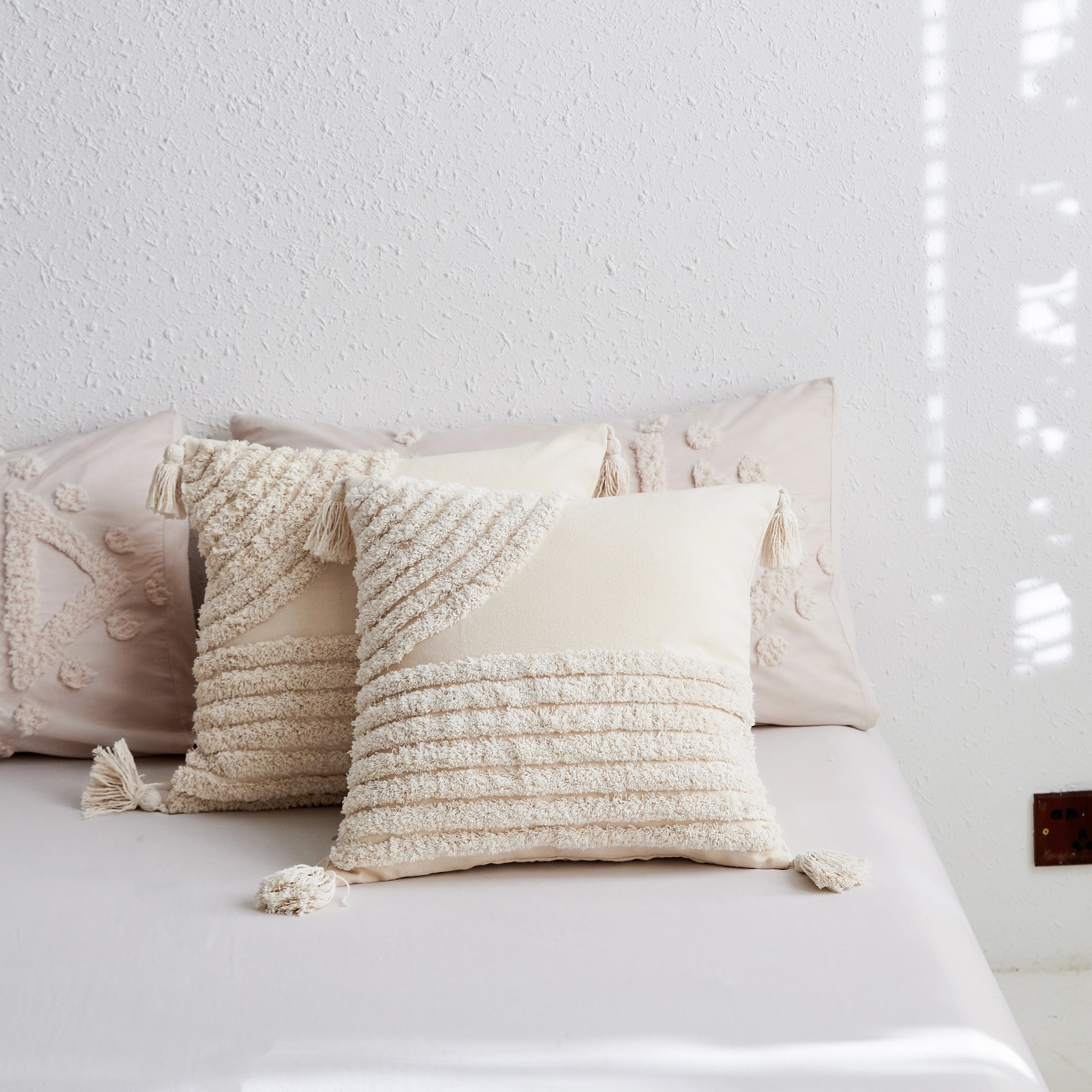 #color_Tufted Stripes