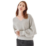 #color_grey and white