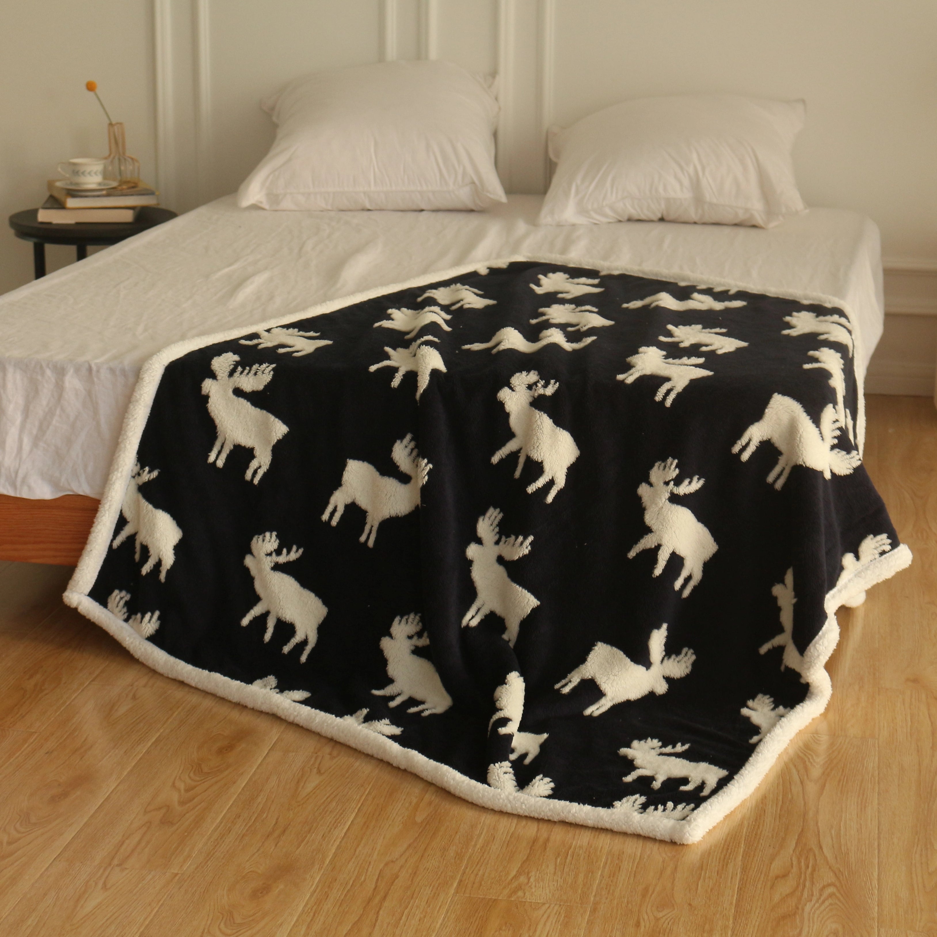 Manta de vellón Sherpa con estampado de renos